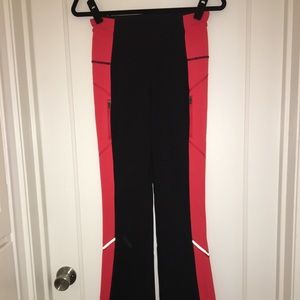 Lululemon Ice Queen Pant Black/ Red Size 6